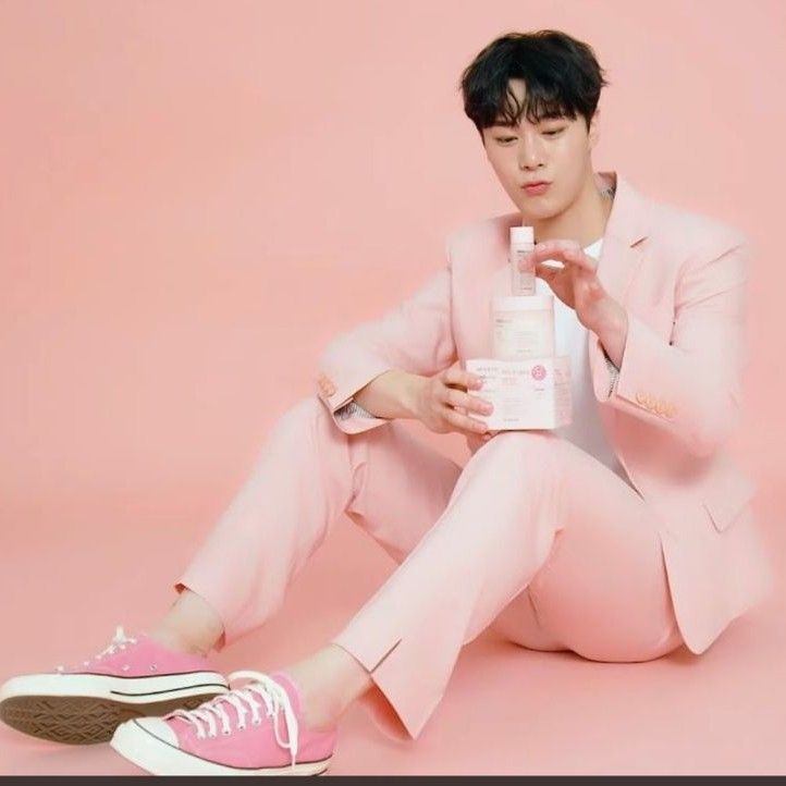 Behind-the-scenes cut of Moonbin (ASTRO)