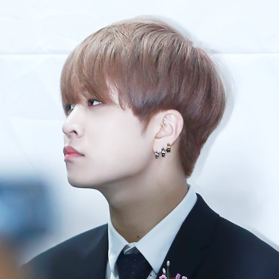 Latest photo of Youngjae (GOT7)