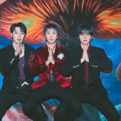 Behind-the-scenes cut of FTIsland