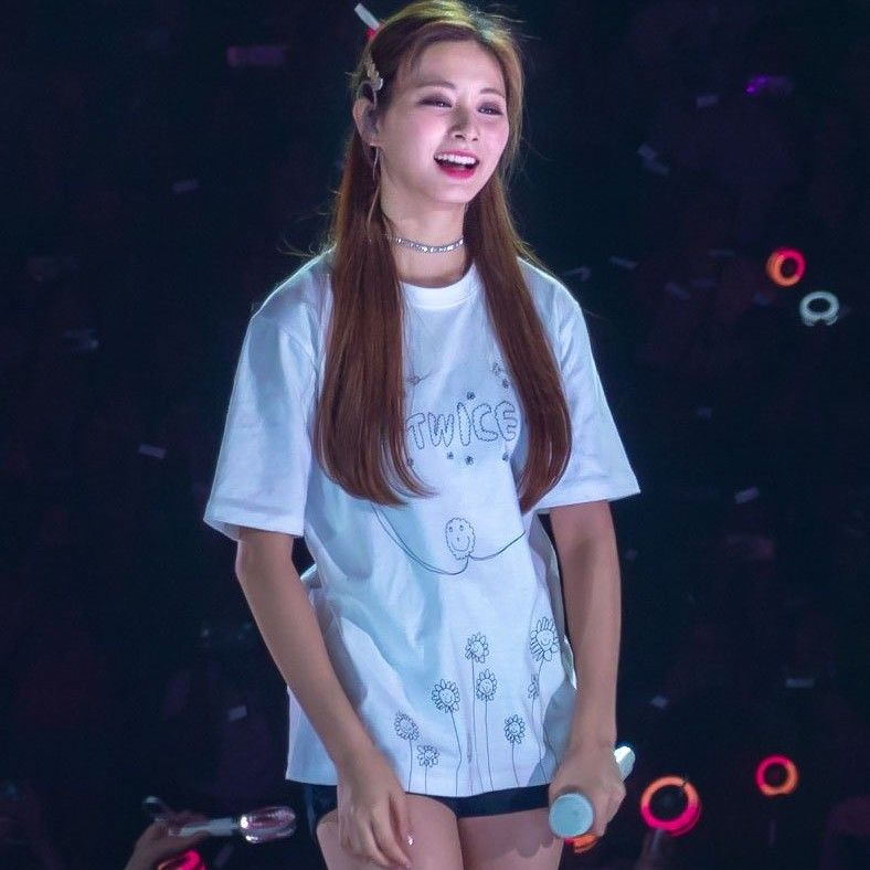 子瑜 (TWICE)的最新照片