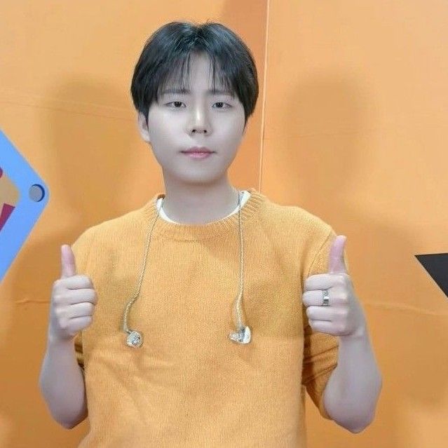 Recent activity shot of Jung Seunghwan