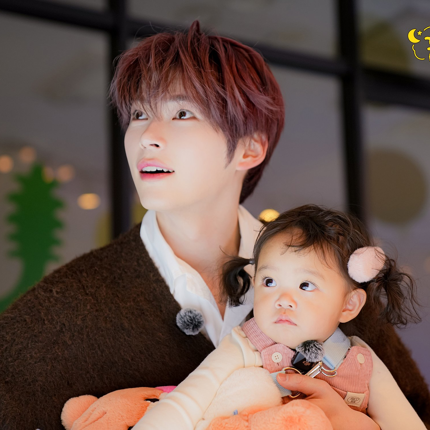 Behind-the-scenes cut of Sung Hanbin (ZEROBASEONE)