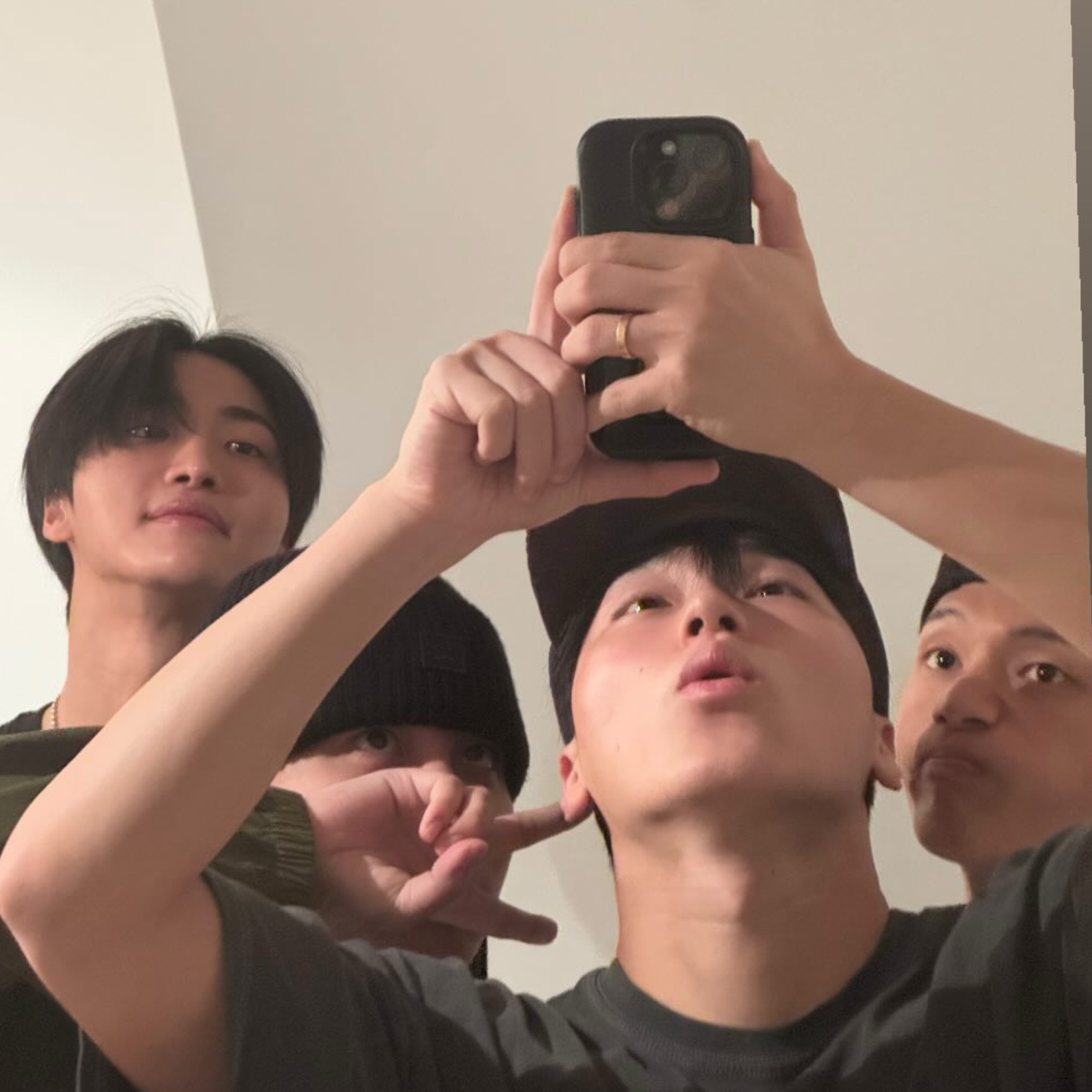 Behind-the-scenes cut of San (ATEEZ)