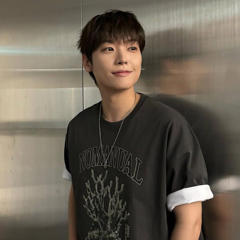 Behind-the-scenes cut of Inseong (SF9)