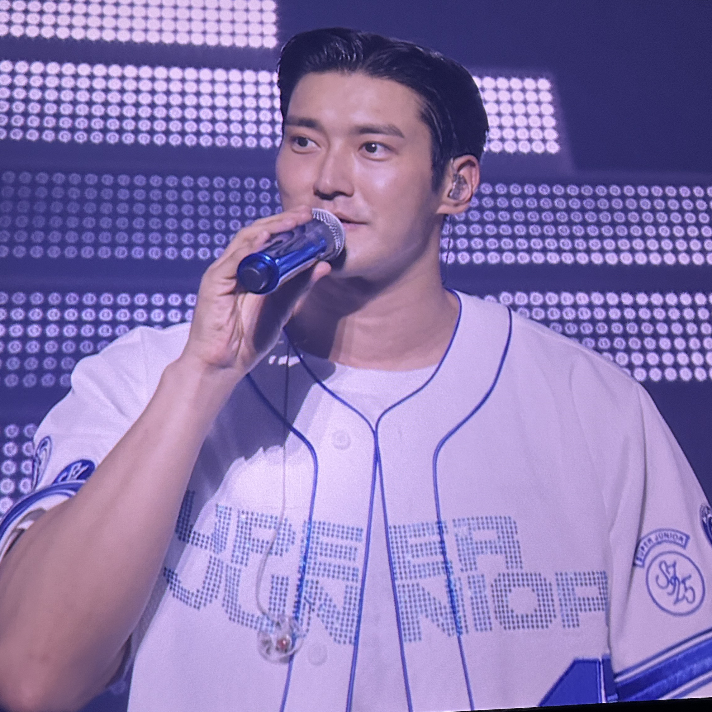 Latest photo of Siwon (Super Junior)