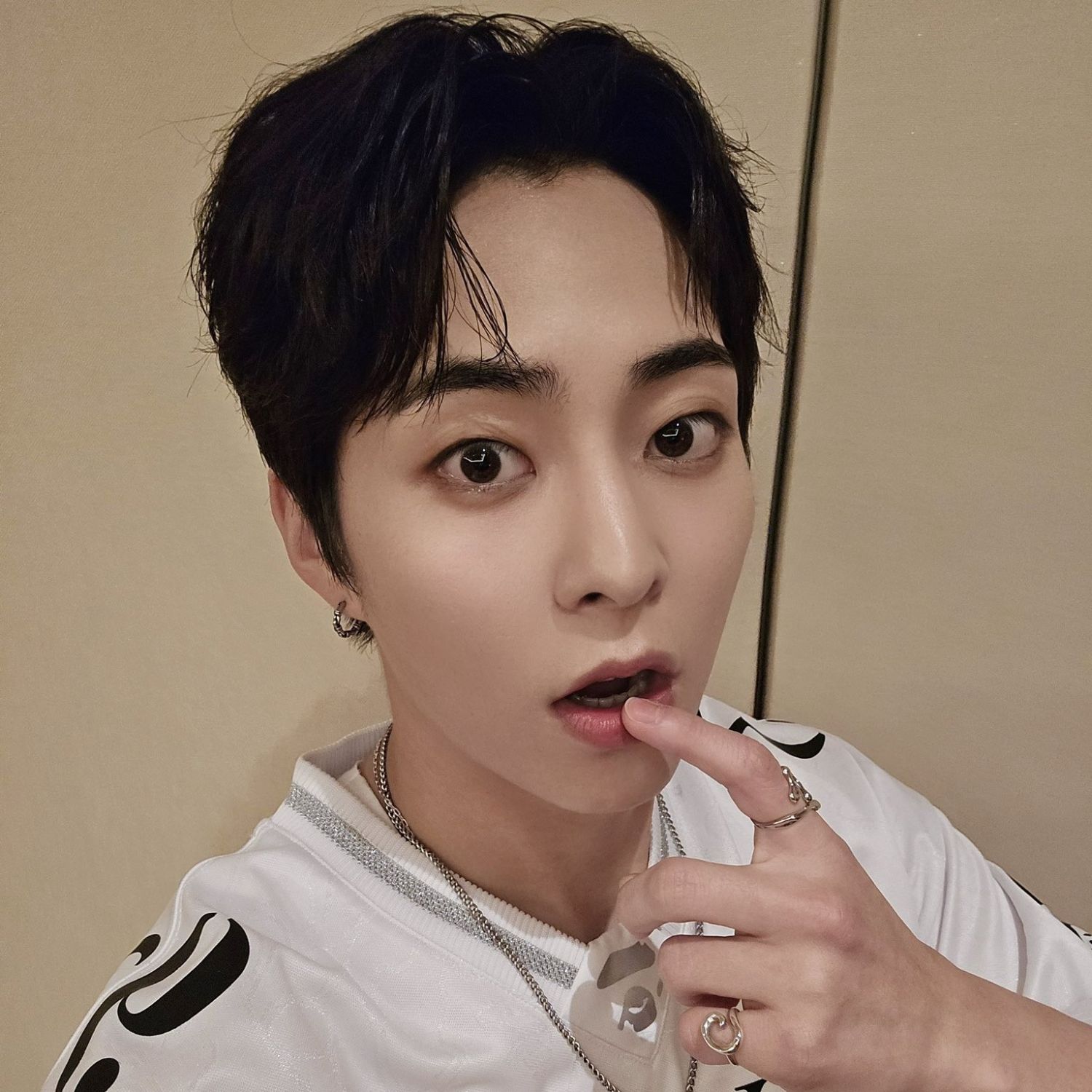 A moment captured by Xiumin (EXO)'s fan