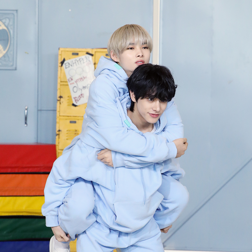 NI-KI (ENHYPEN)的最新照片