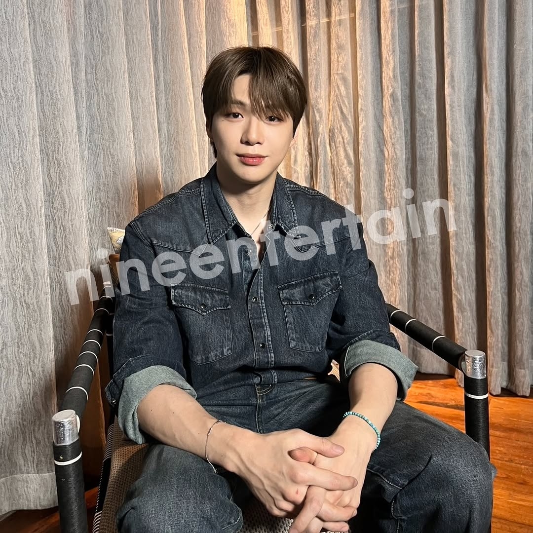 A moment captured by Kang Daniel's fan