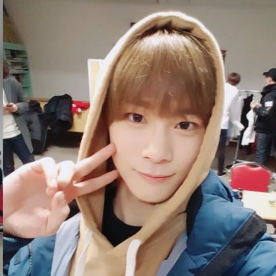Foto aktivitas terbaru Moonbin (ASTRO)