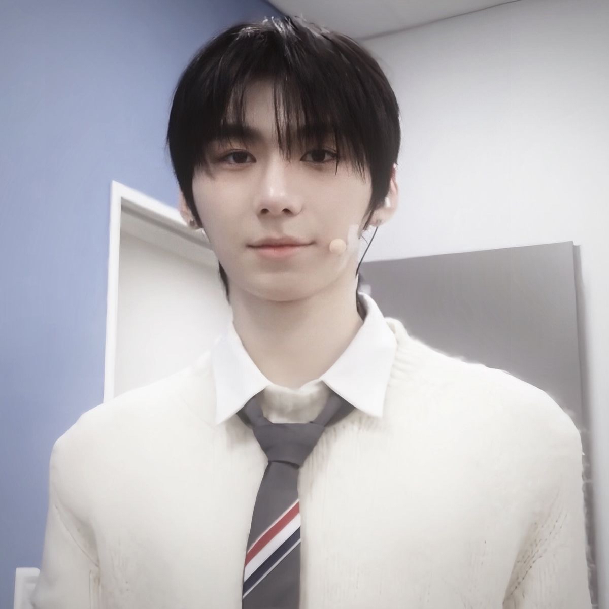 Behind-the-scenes cut of Park Han (AHOF)