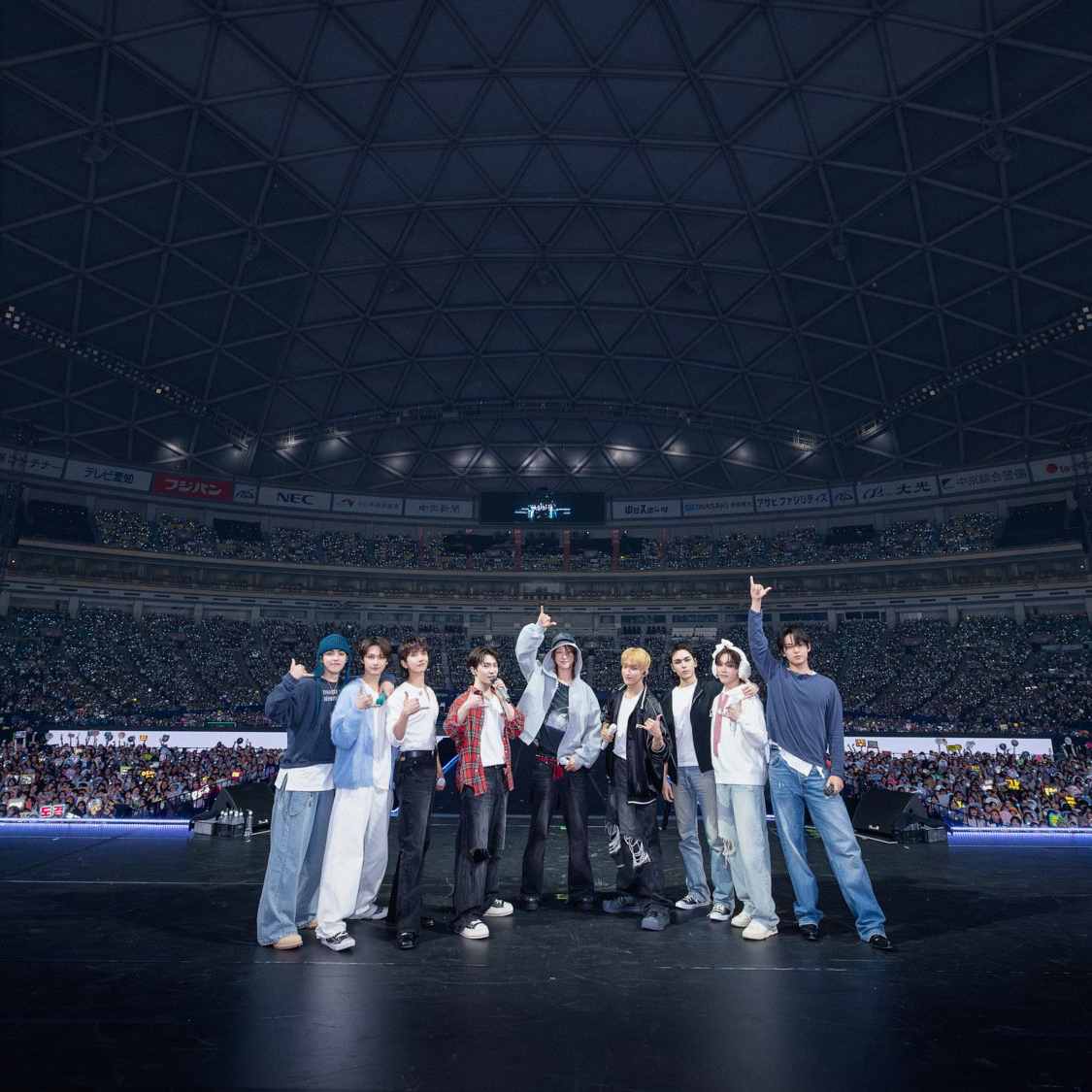 Foto aktivitas terbaru SEVENTEEN