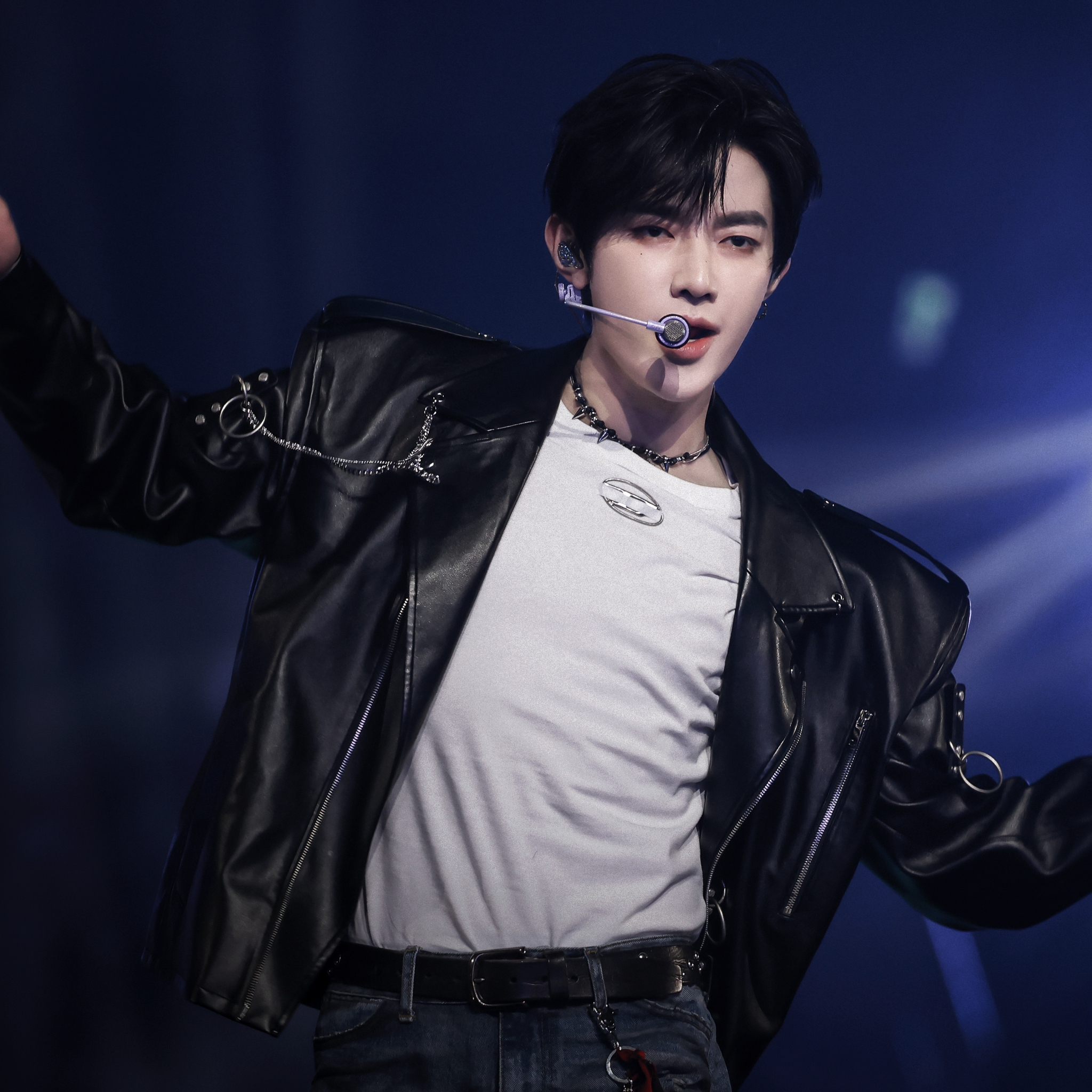 A moment captured by Zhang Hao (ZEROBASEONE)'s fan