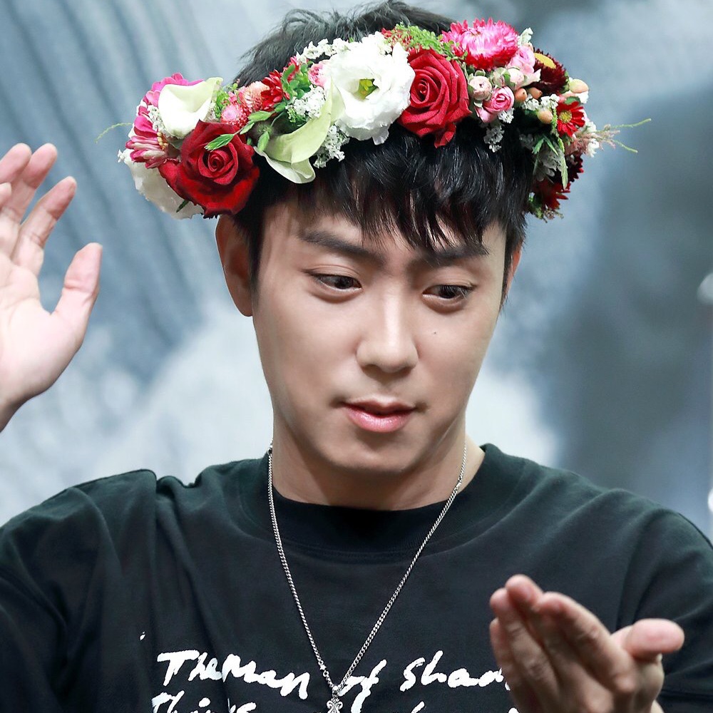 Latest photo of Eun Jiwon (SECHSKIES)