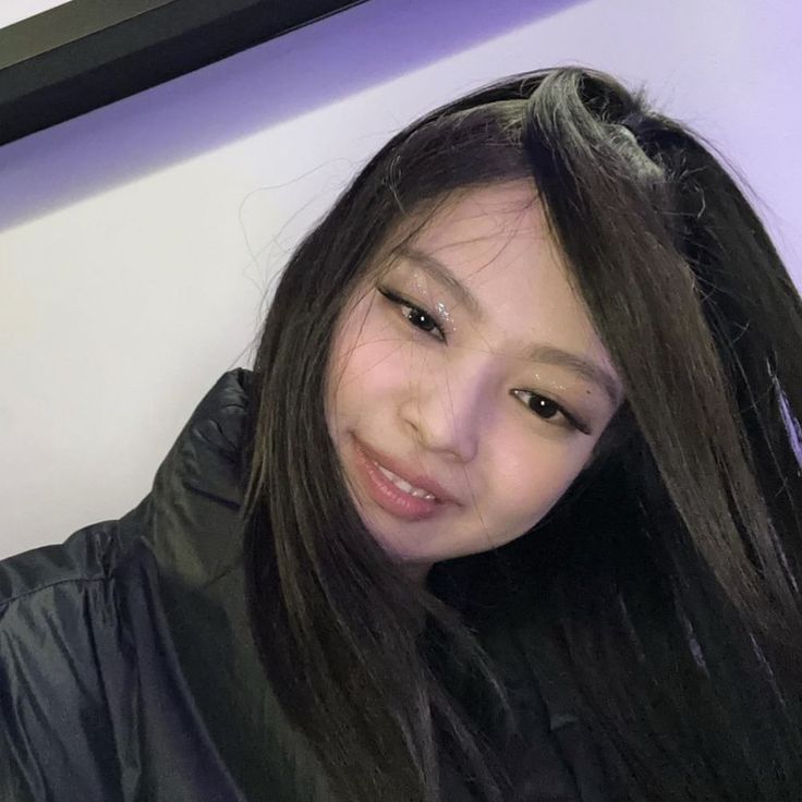 Behind-the-scenes cut of Jennie (BLACKPINK)