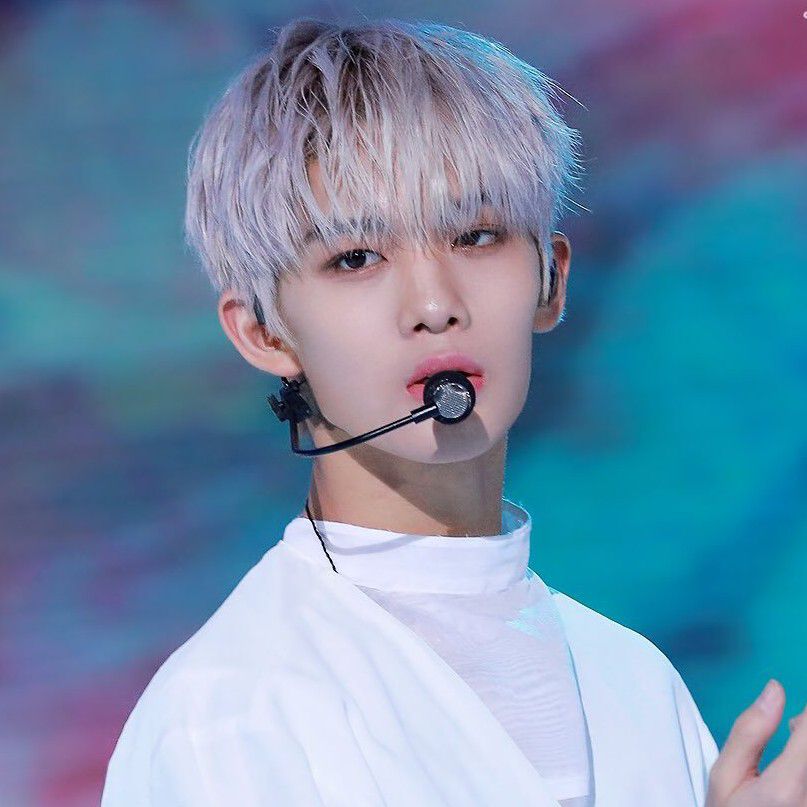 Recent activity shot of Bae Jinyoung