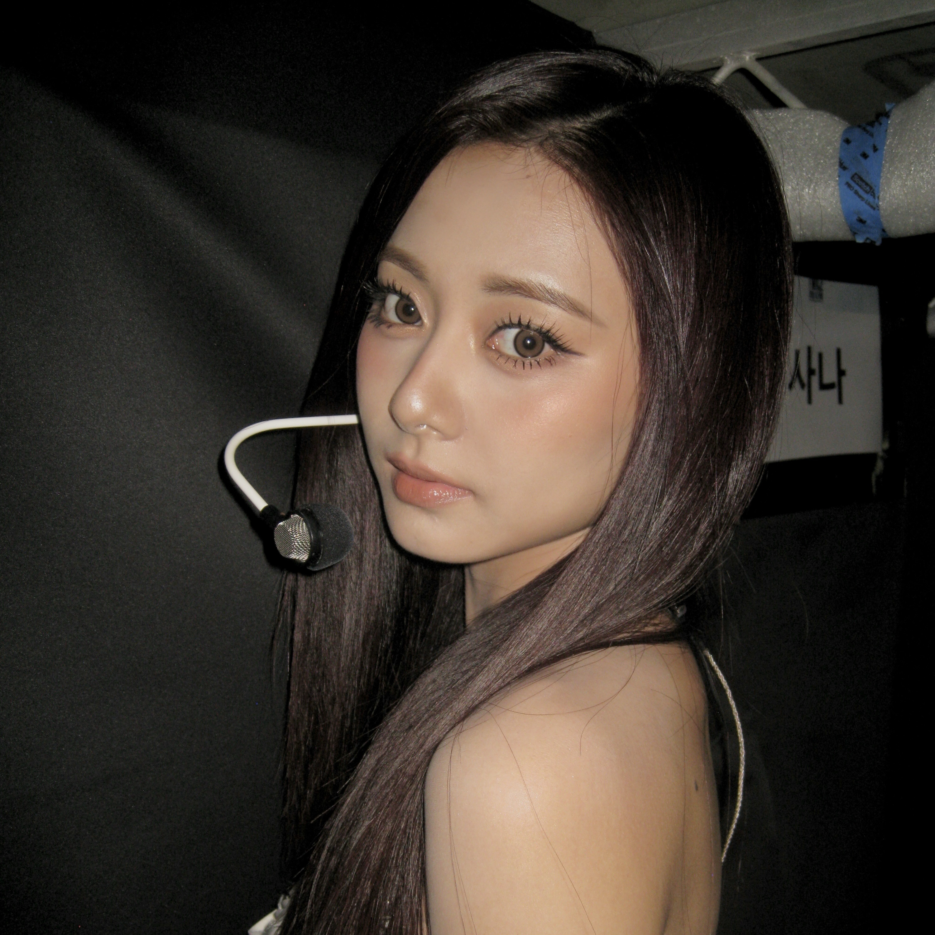 Behind-the-scenes cut of Tzuyu (TWICE)