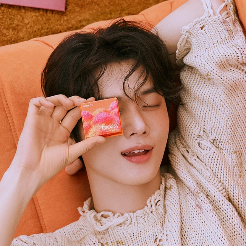 Latest photo of Yeonjun (TOMORROW X TOGETHER)