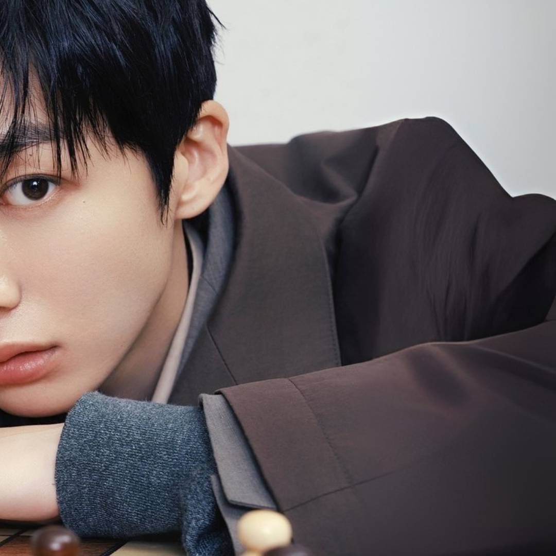 Recent activity shot of Hyungwon (MONSTA X)