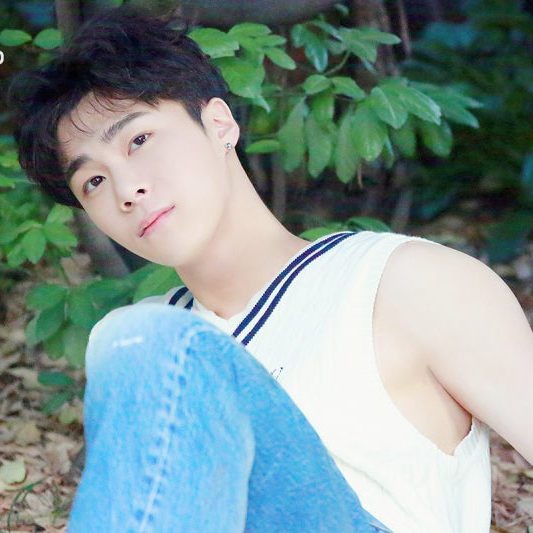 Behind-the-scenes cut of Moonbin (ASTRO)