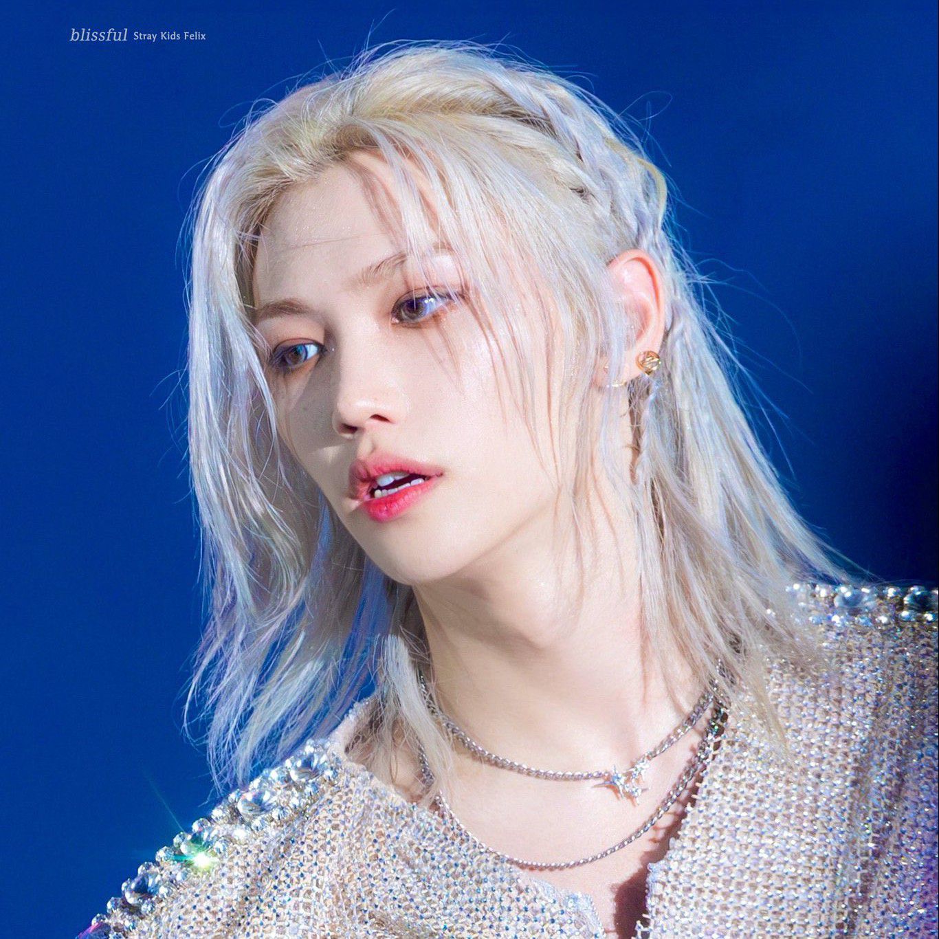 Latest photo of Felix (Stray Kids)