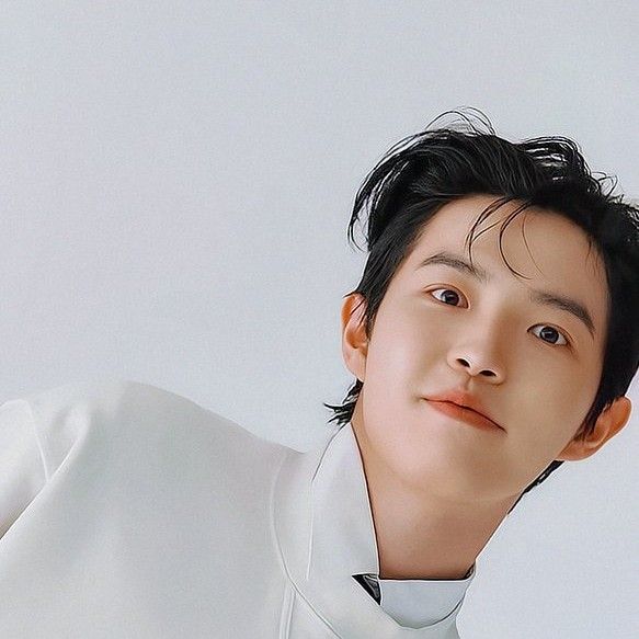 金在奐粉絲拍下的瞬間