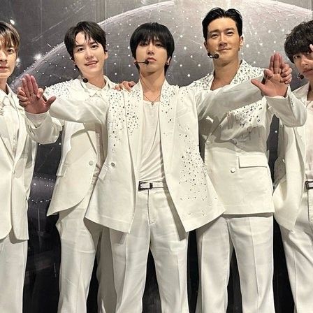 艺声 (Super Junior)粉丝拍下的瞬间