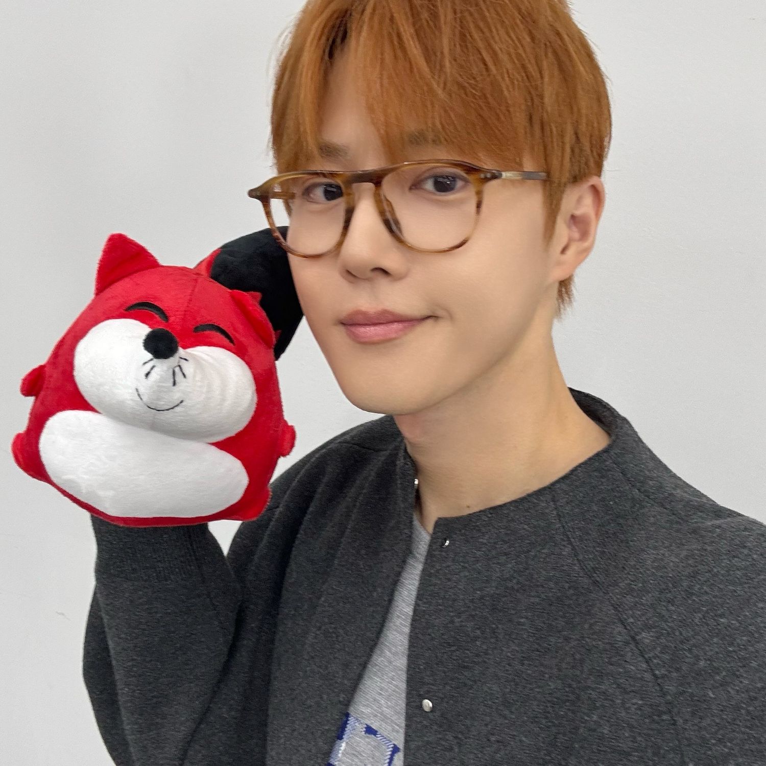 A moment captured by Suho (EXO)'s fan