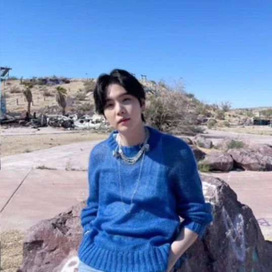 SUGA (防彈少年團)的幕後花絮