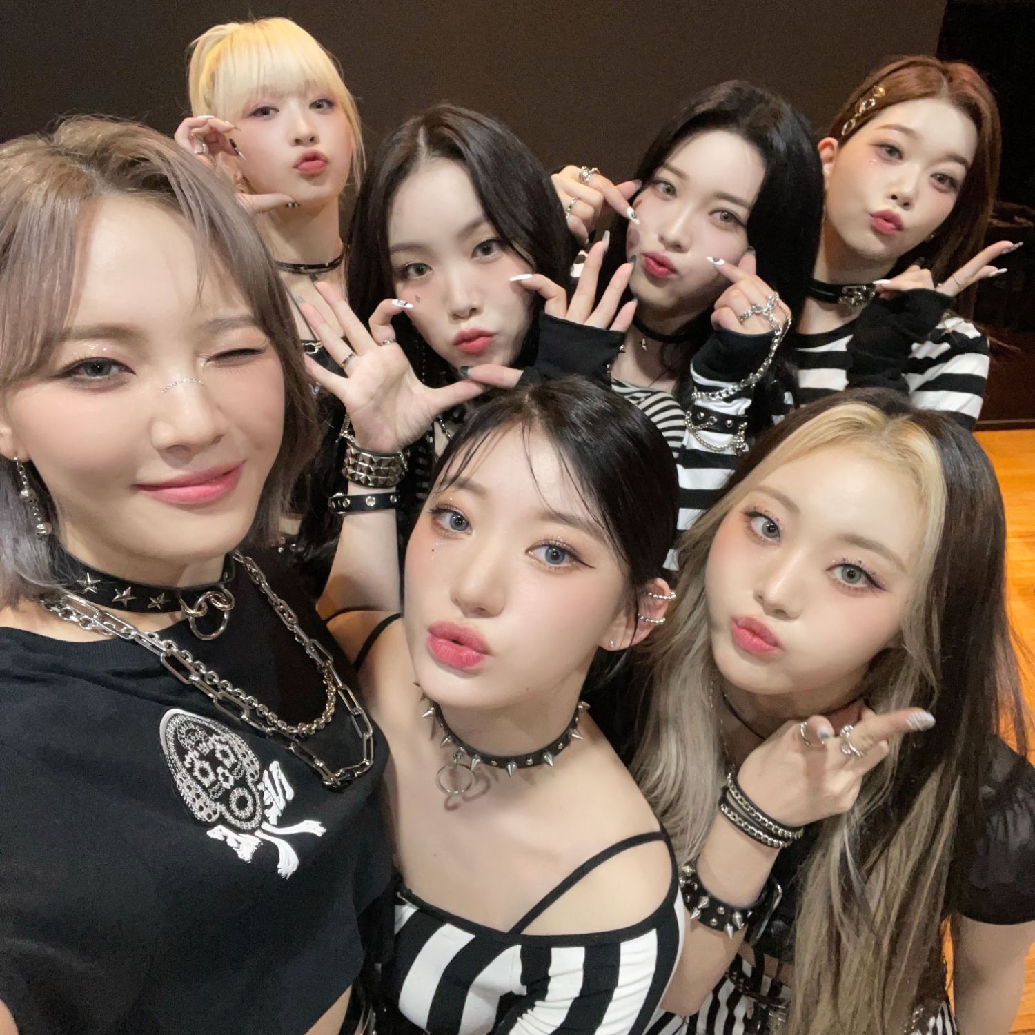 Recent activity shot of Billlie