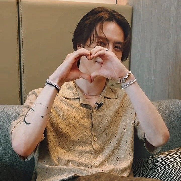 Behind-the-scenes cut of Yugyeom (GOT7)