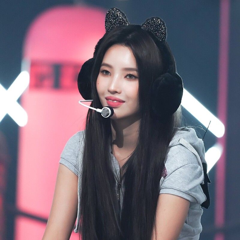 Behind-the-scenes cut of Soyeon (i-dle)