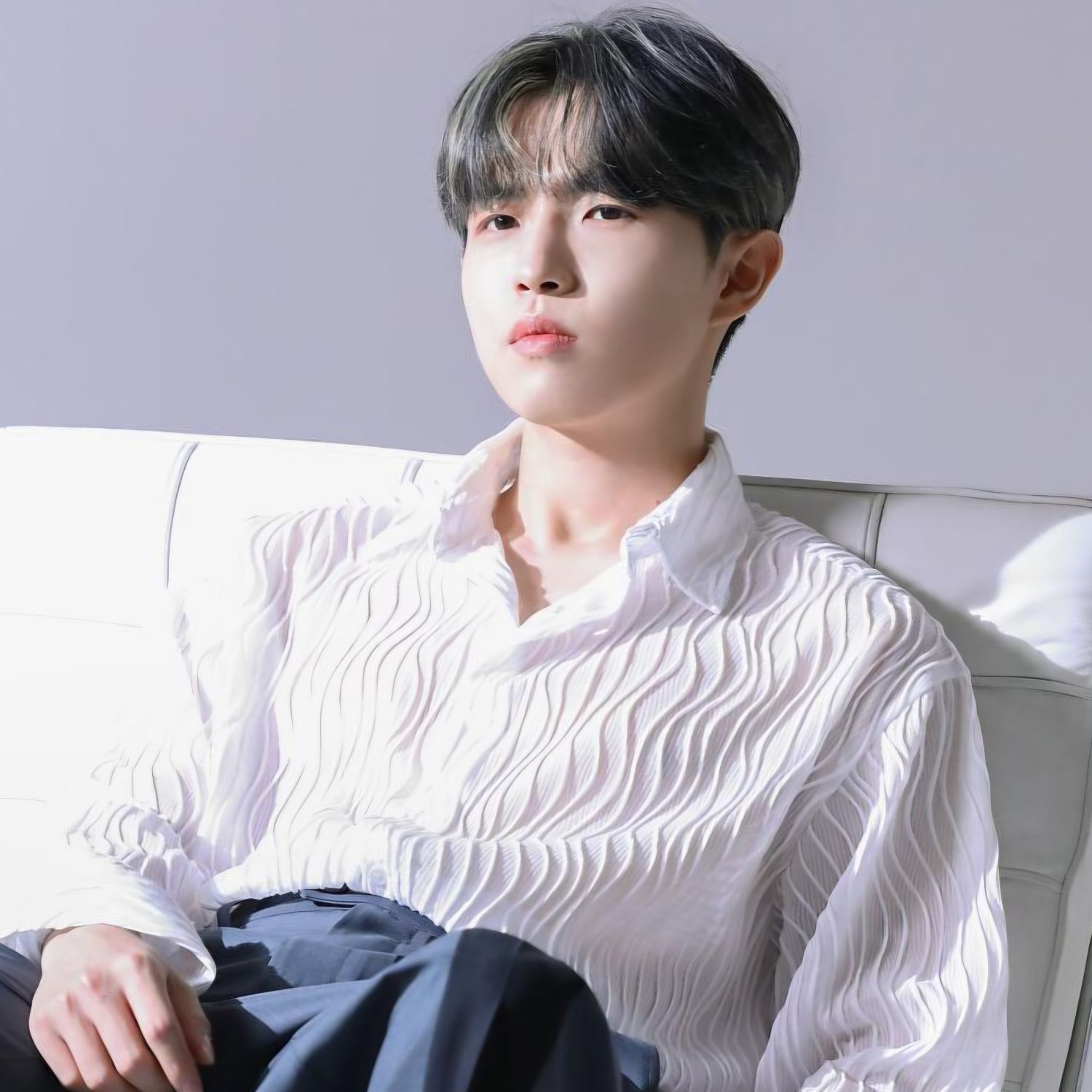 Potret di balik layar Kim Jaehwan