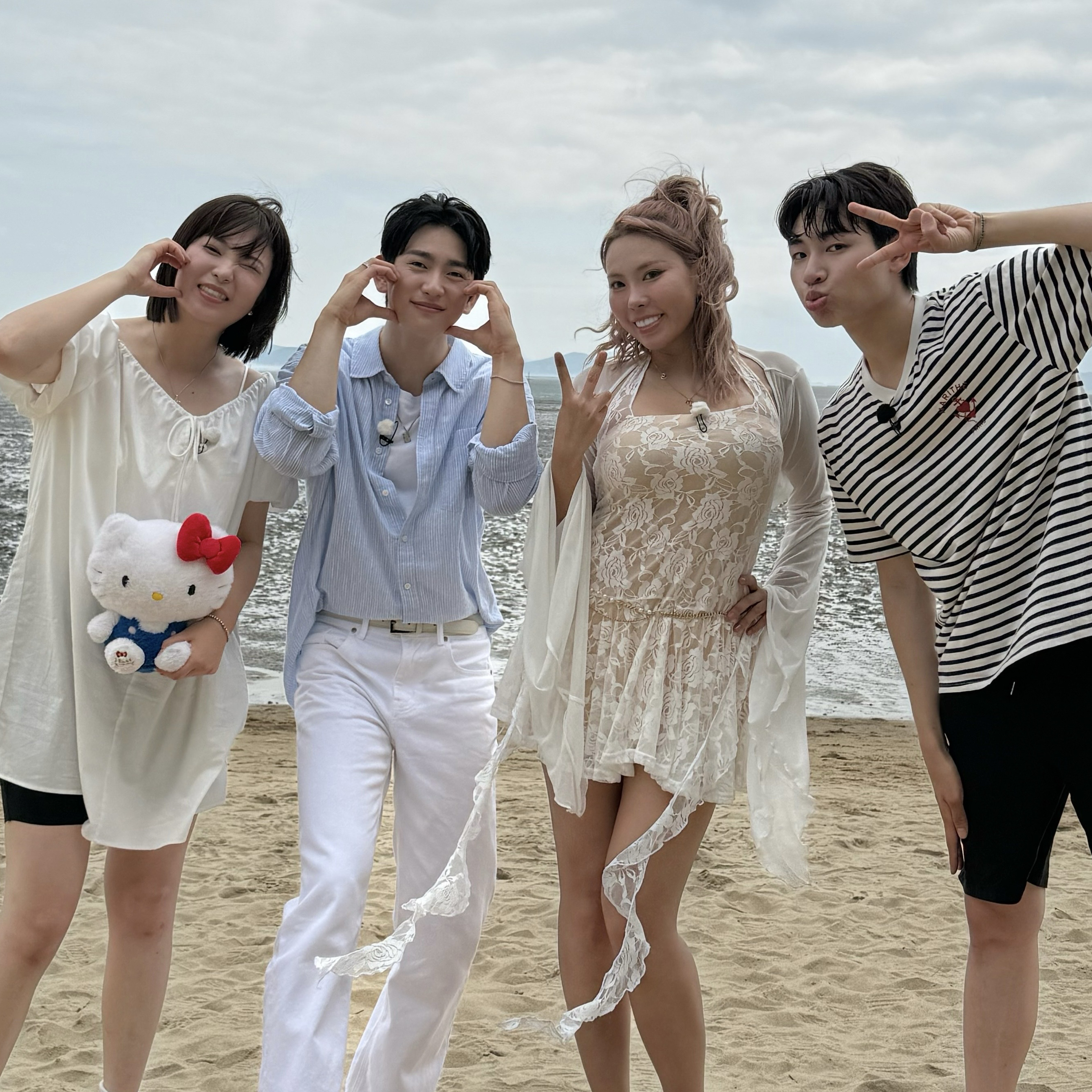 Behind-the-scenes cut of Jinyoung (GOT7)