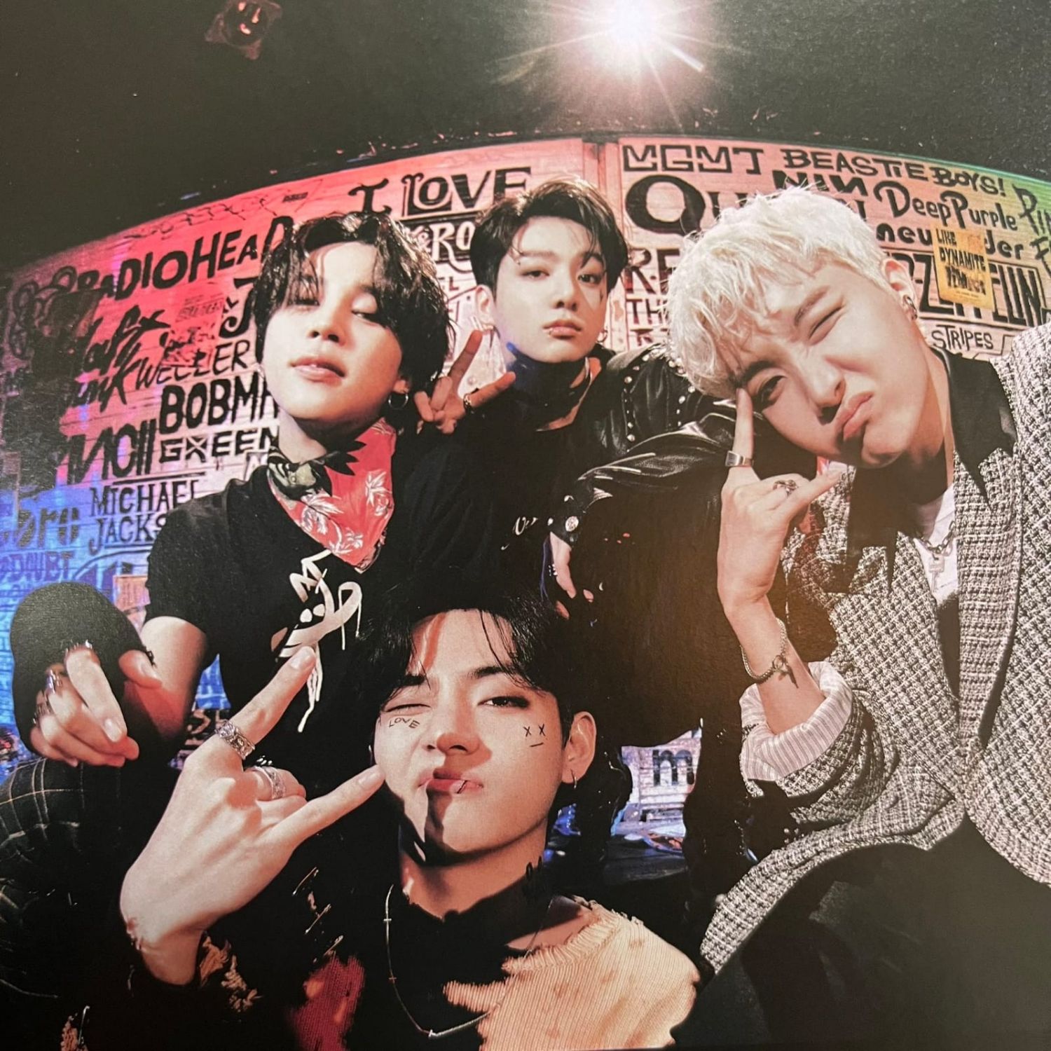 Momen yang diabadikan oleh penggemar BTS