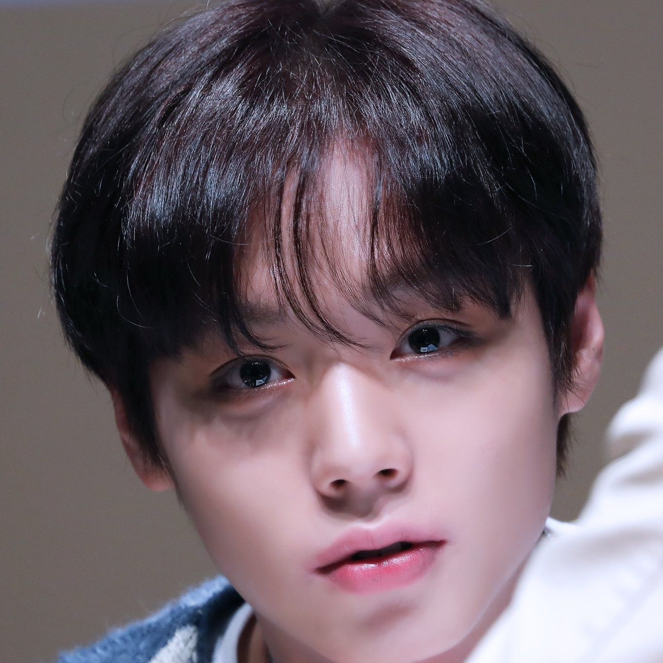 Foto aktivitas terbaru Park Jihoon