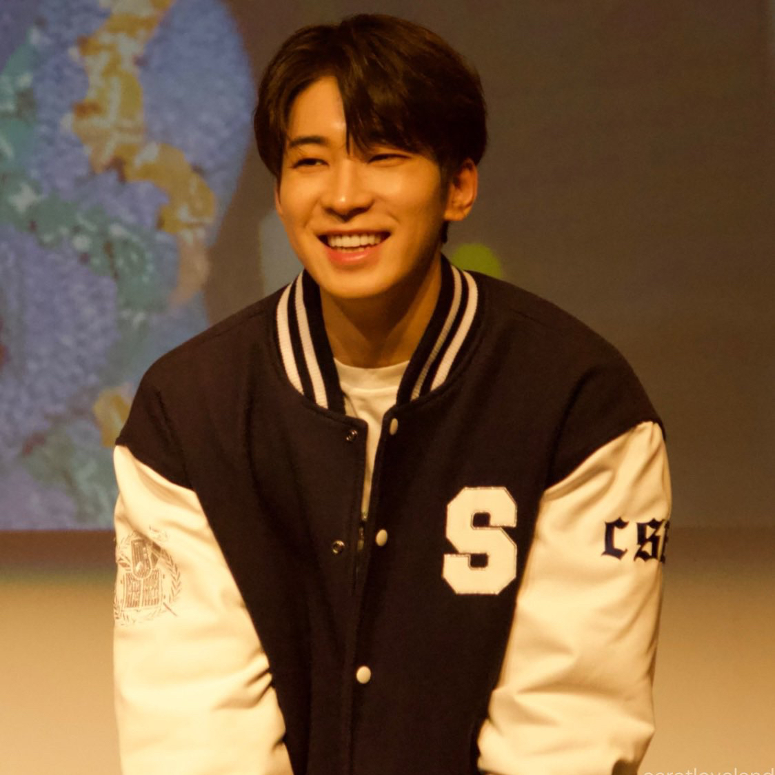 Latest photo of Wonwoo (SEVENTEEN)