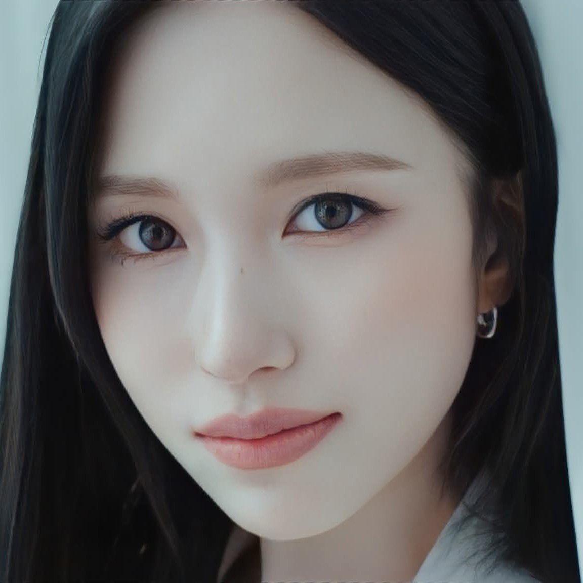 Latest photo of Mina (TWICE)