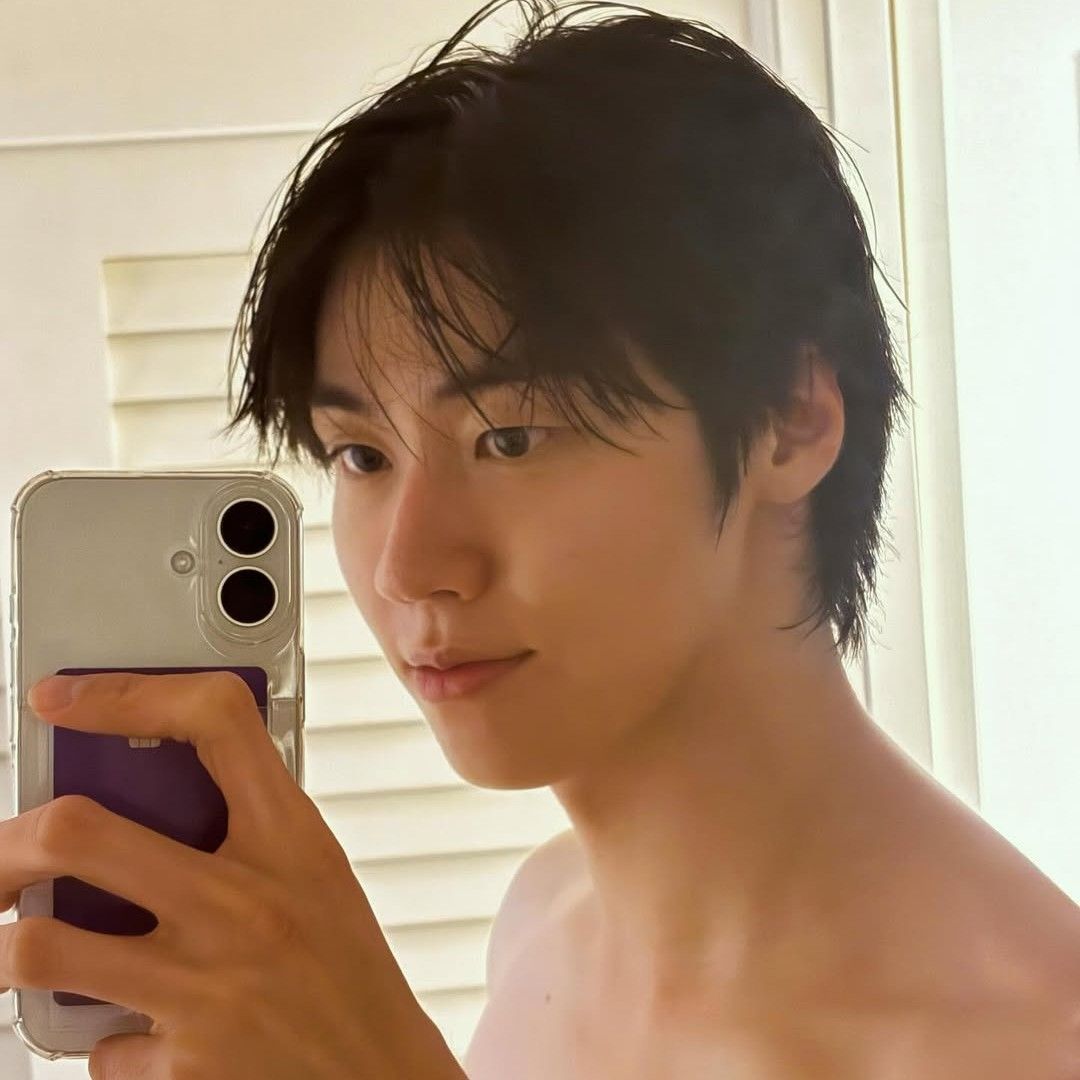 Behind-the-scenes cut of Lee Seunghyup (N.Flying)