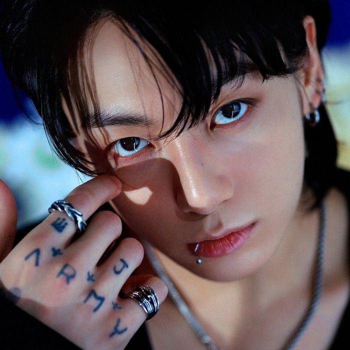Latest photo of Jungkook (BTS)