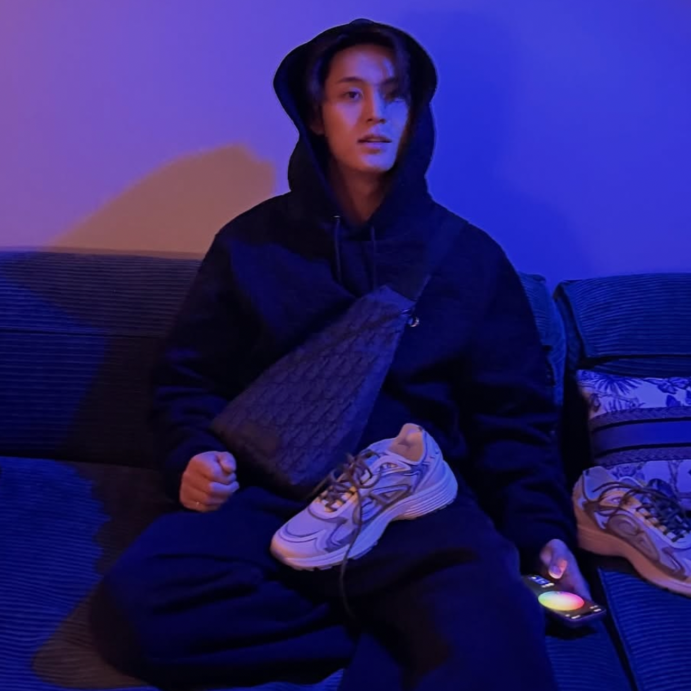 Recent activity shot of Mingyu (SEVENTEEN)