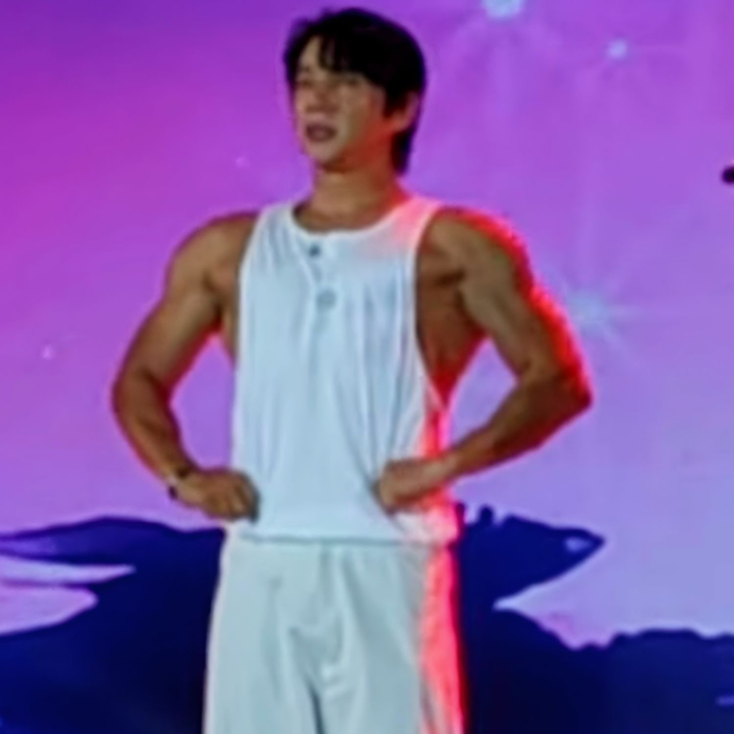 Recent activity shot of Hwang Chiyeol