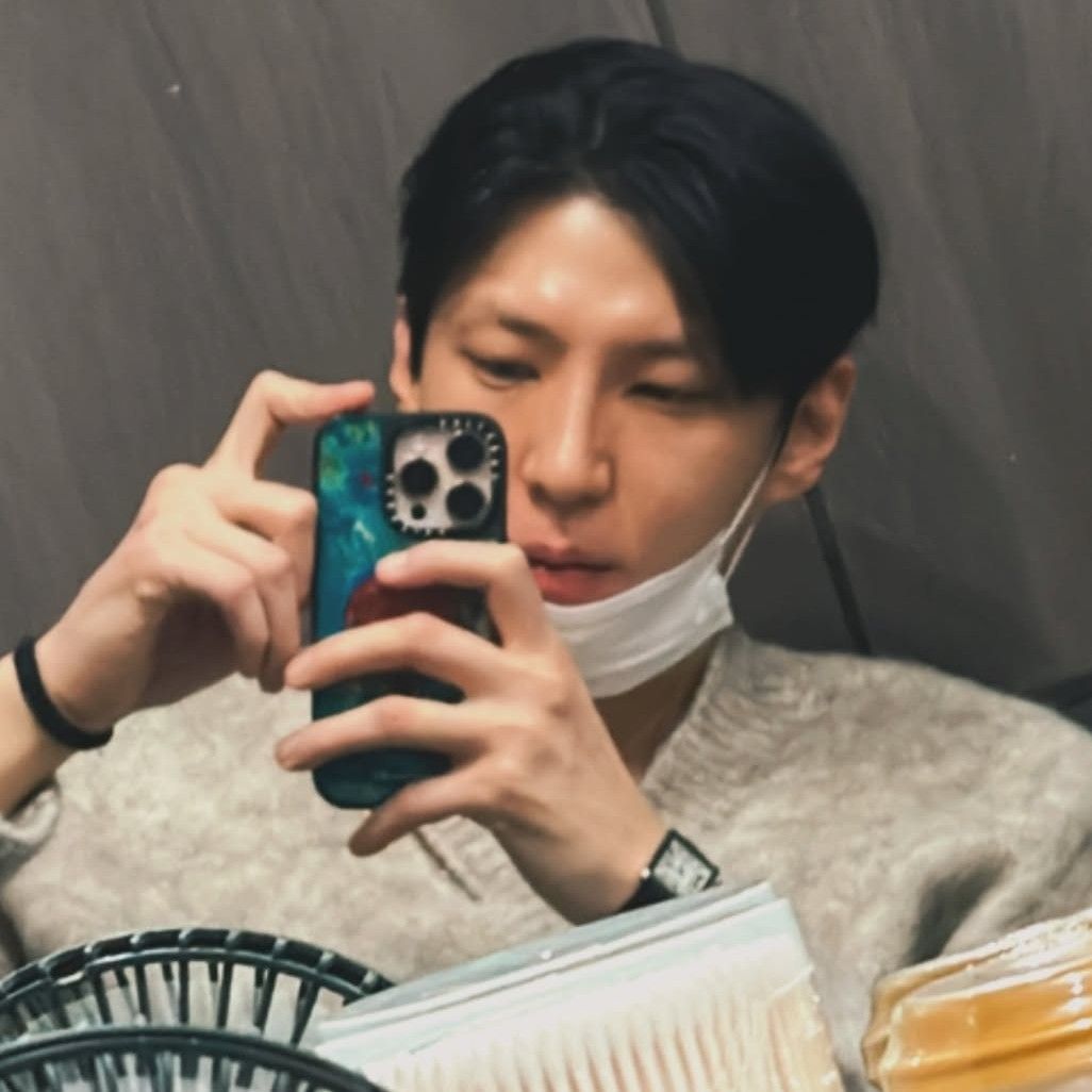 Posting K-POP populer yang disukai penggemar