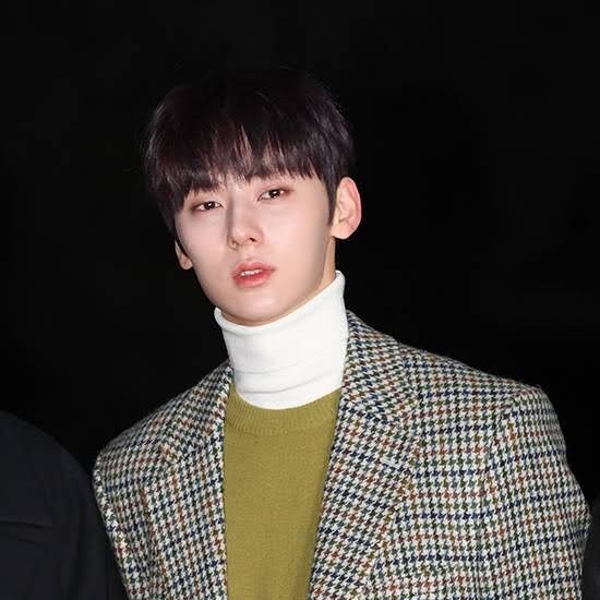 Behind-the-scenes cut of Hwang Minhyun