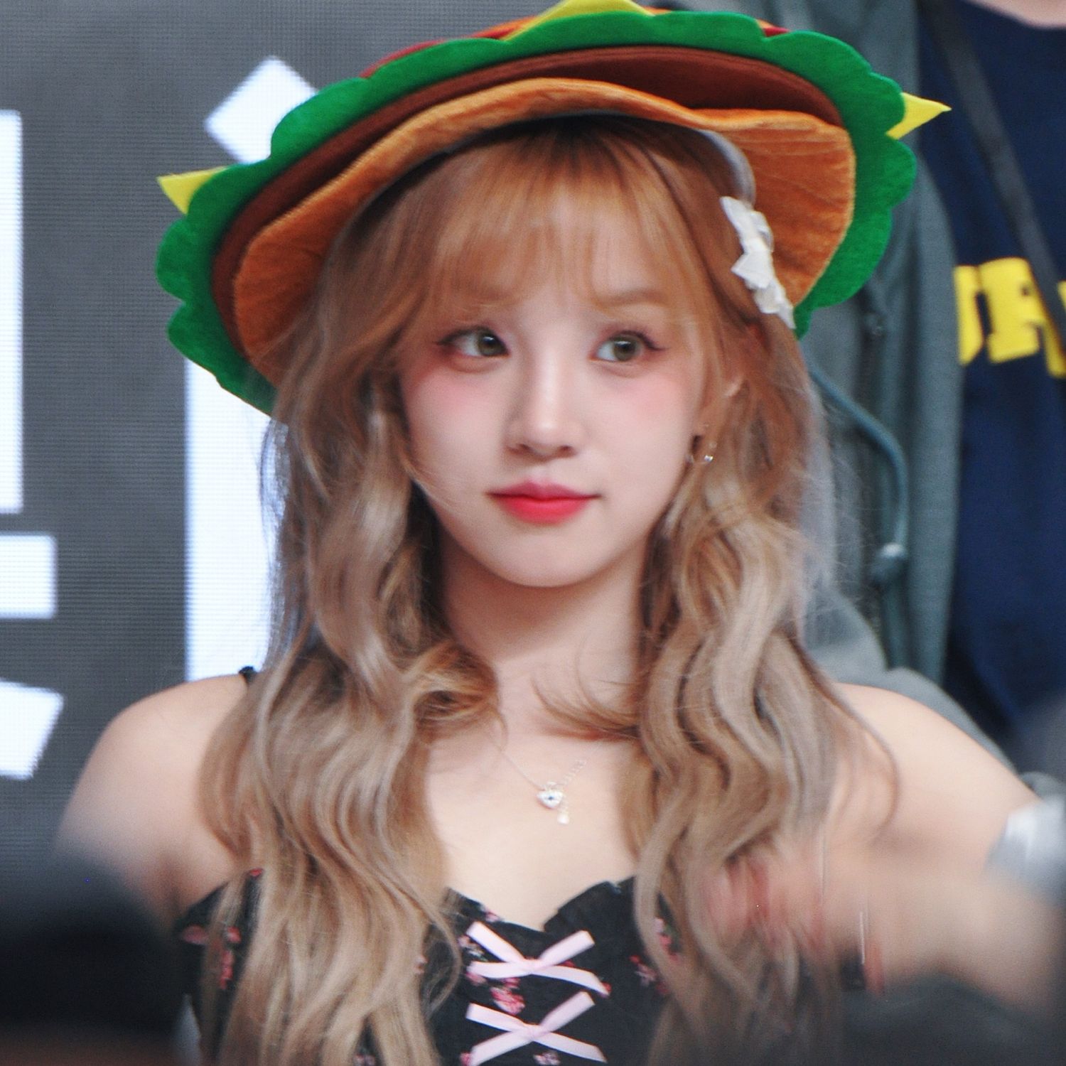 Latest photo of Yuqi (i-dle)