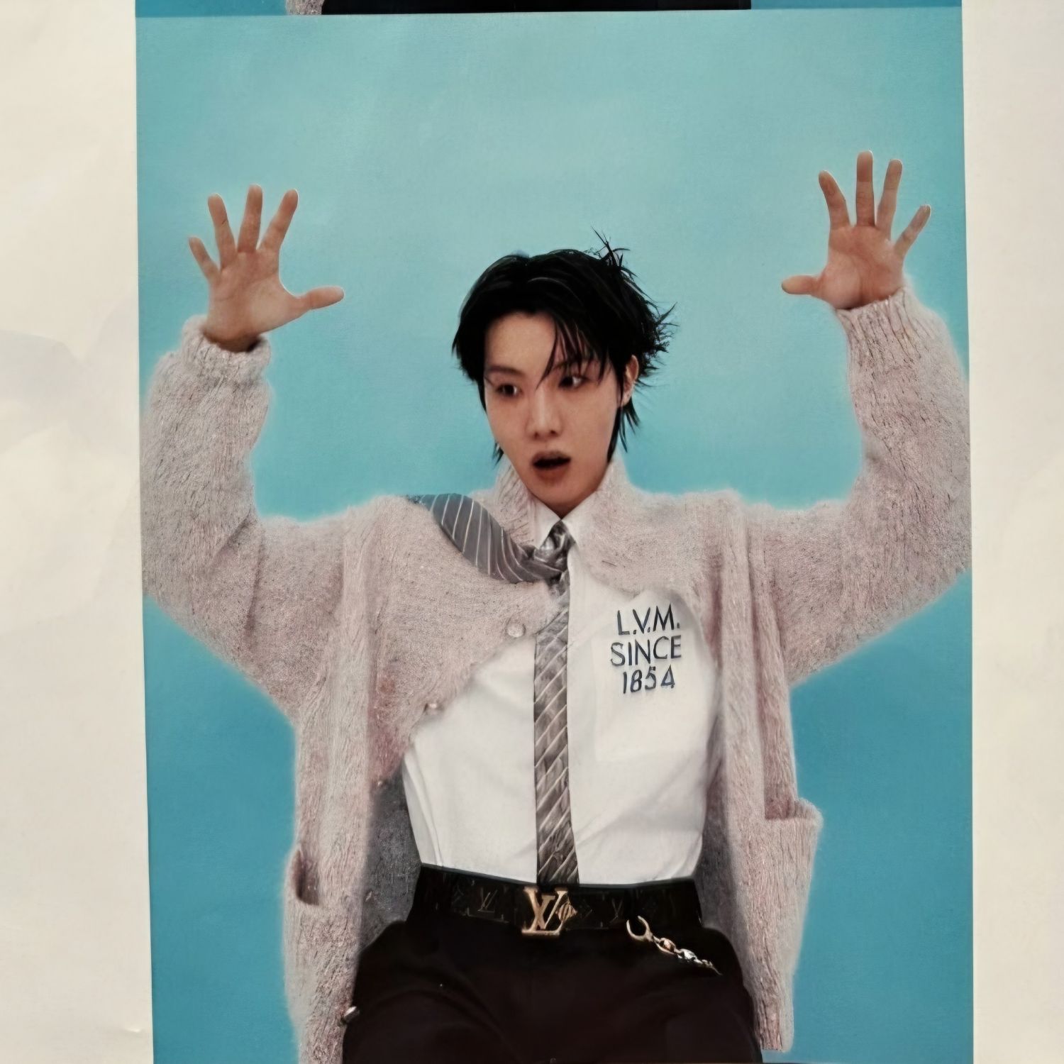 J-hope (防彈少年團)的幕後花絮