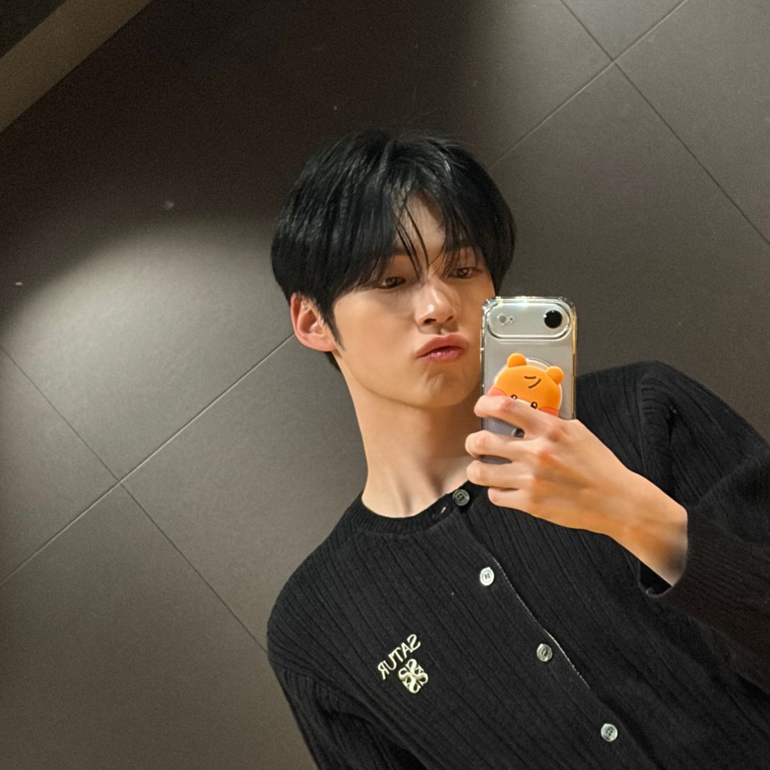 Recent activity shot of Sung Hanbin (ZEROBASEONE)