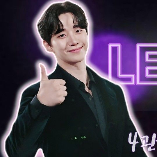 Latest photo of Junho (2PM)