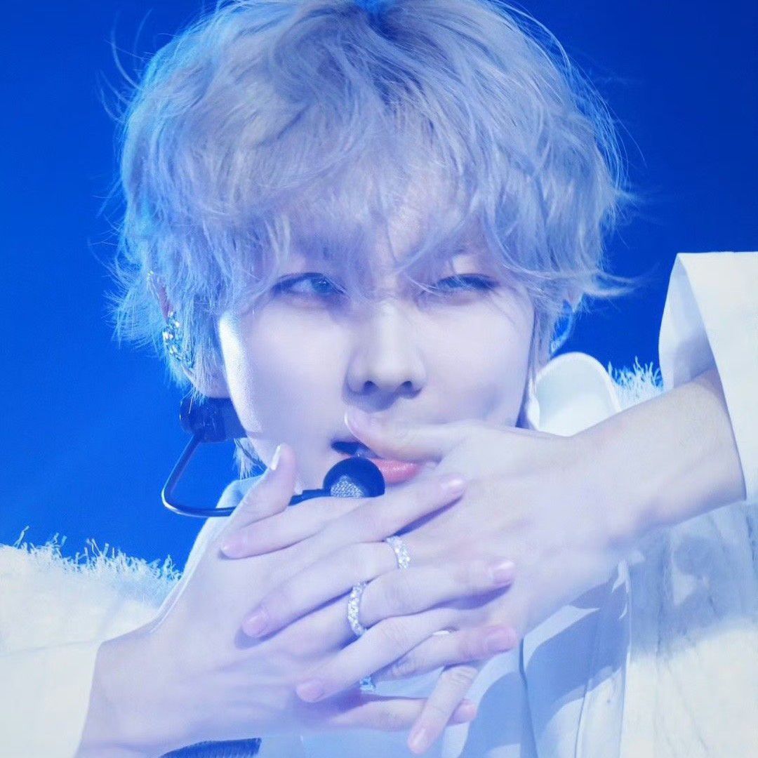 A moment captured by Jungwon (ENHYPEN)'s fan