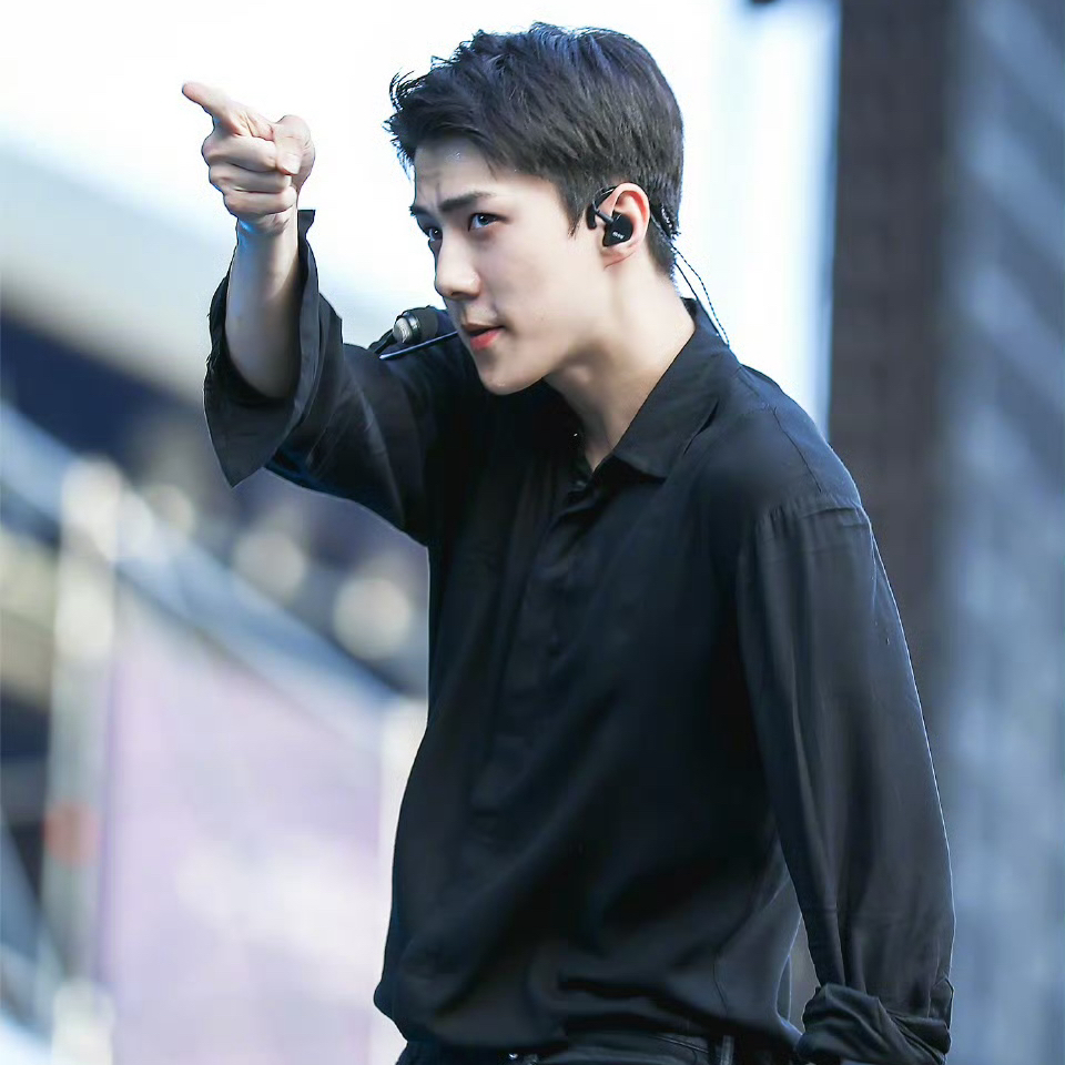 Recent activity shot of Sehun (EXO)
