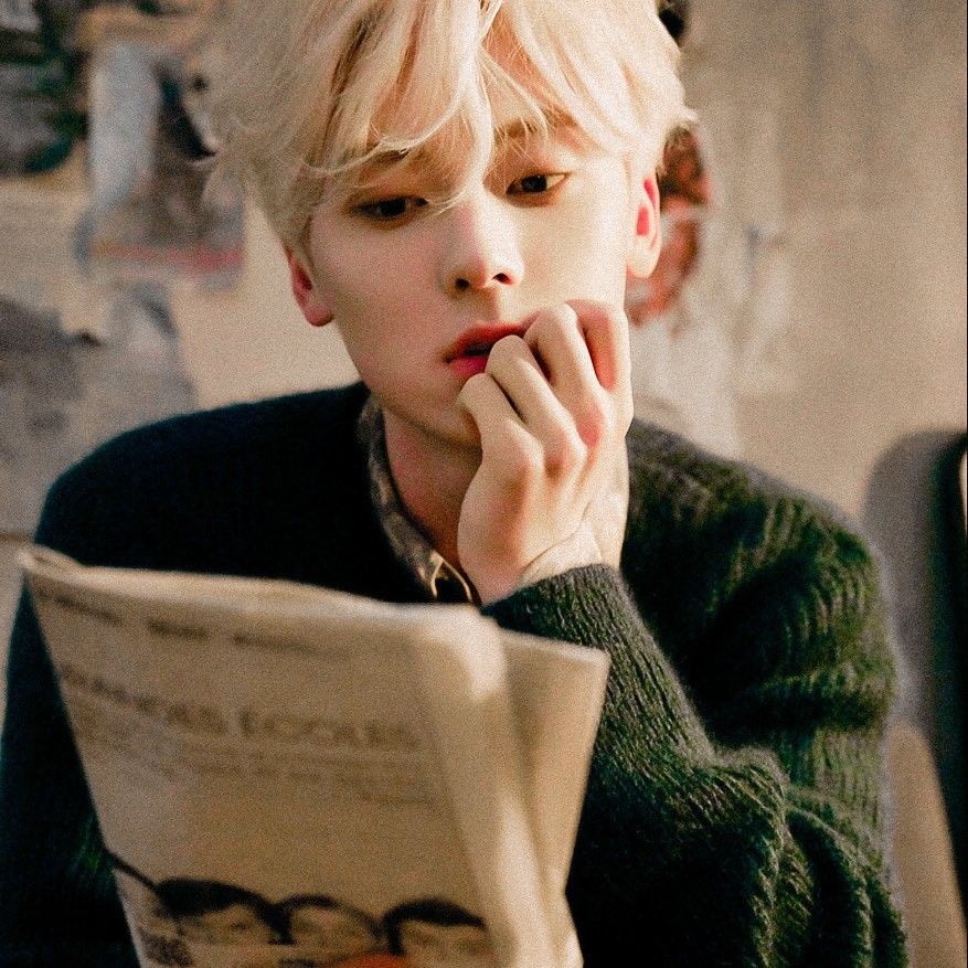 Recent activity shot of Hwang Minhyun